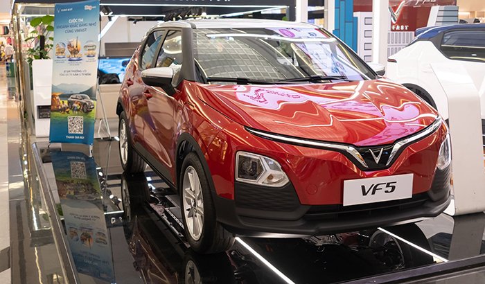 VinFast VF 5 - Công nghệ An toàn và hỗ trợ lái xe