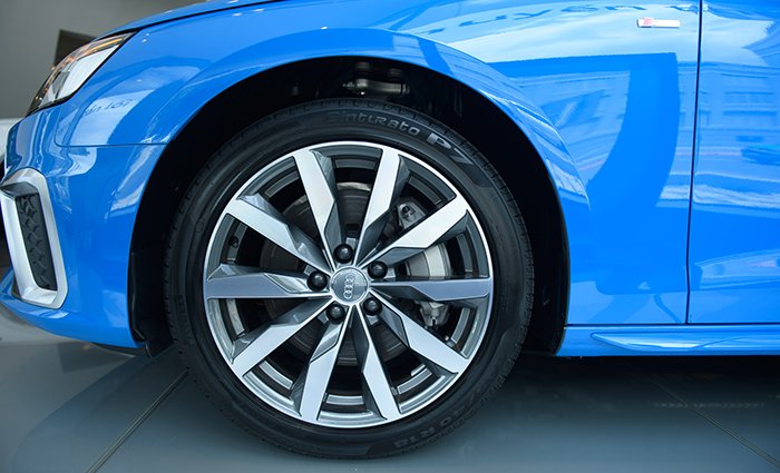 Audi A4 - Nội thất và tiện ích nổi bật