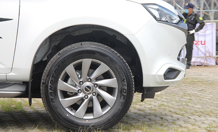 Isuzu mu-X - Công nghệ An toàn và hỗ trợ lái xe